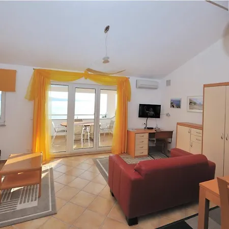 Casa-Gorma At The Beach, Apartment 140 * Jelsa (Hvar)