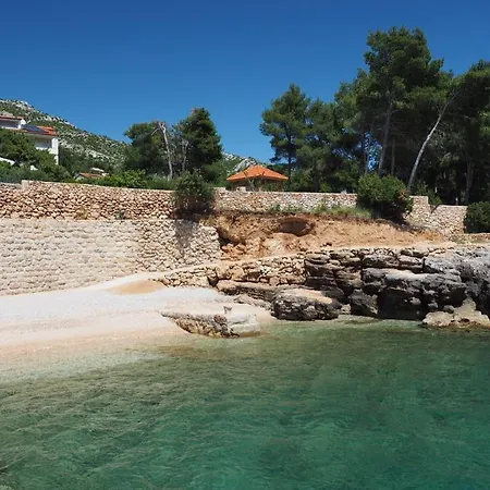 Casa-Gorma At The Beach, Apartment 140 Jelsa (Hvar)