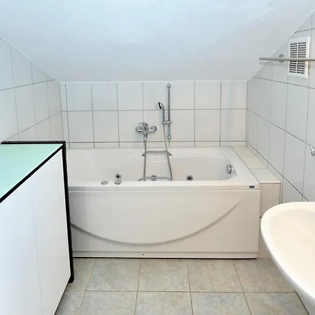 Casa-Gorma At The Beach, Apartment 140 Jelsa (Hvar)